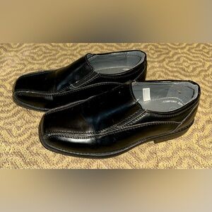 Cherokee Kids' Shiny Black Dress Shoes